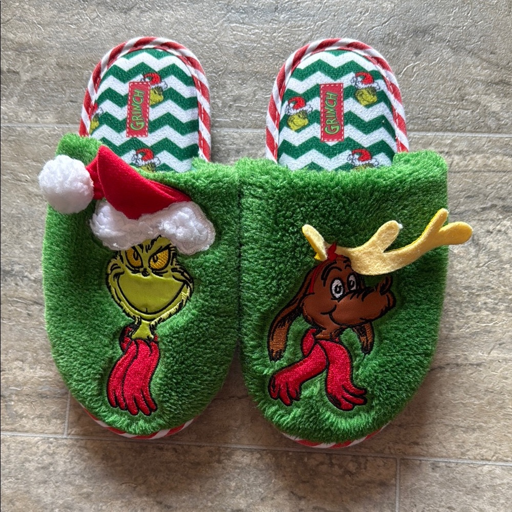 Green Grinch and Max Christmas Slippers Kids